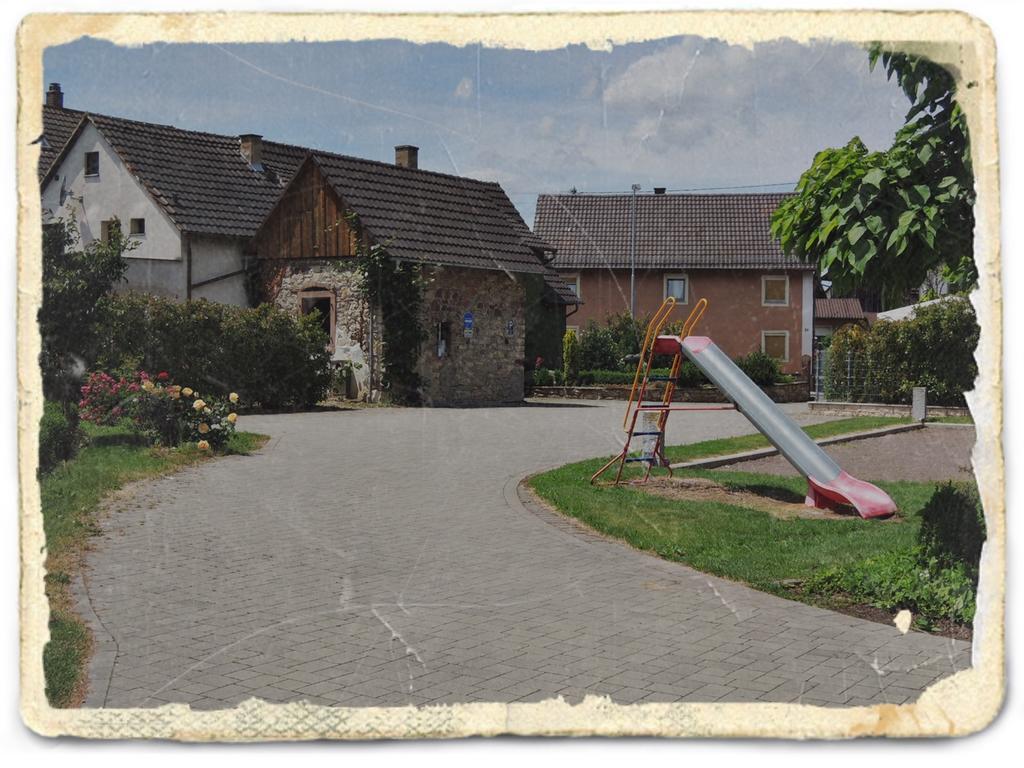 Hotel - Restaurant Hirschen - Werneths Landgasthof Beim Europa- Park Rust Rheinhausen Exterior foto